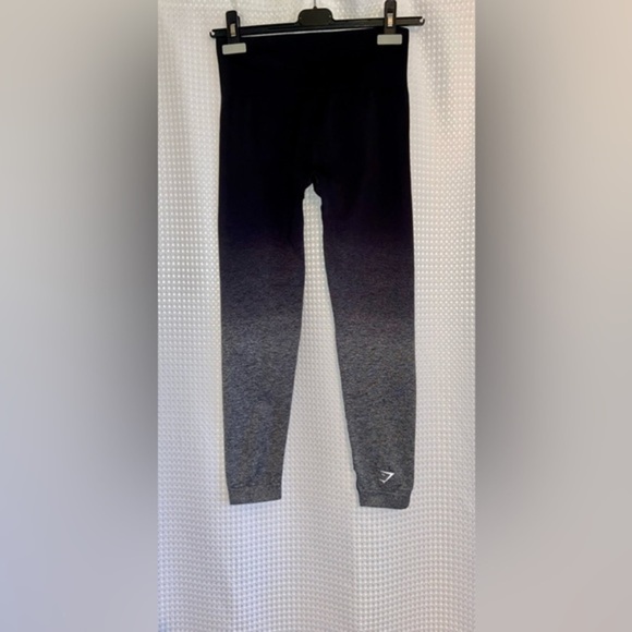 2/40$ Women’s Gymshark Adapt leggings black gray Ombre dip-dye seamless size XS - Picture 12 of 14